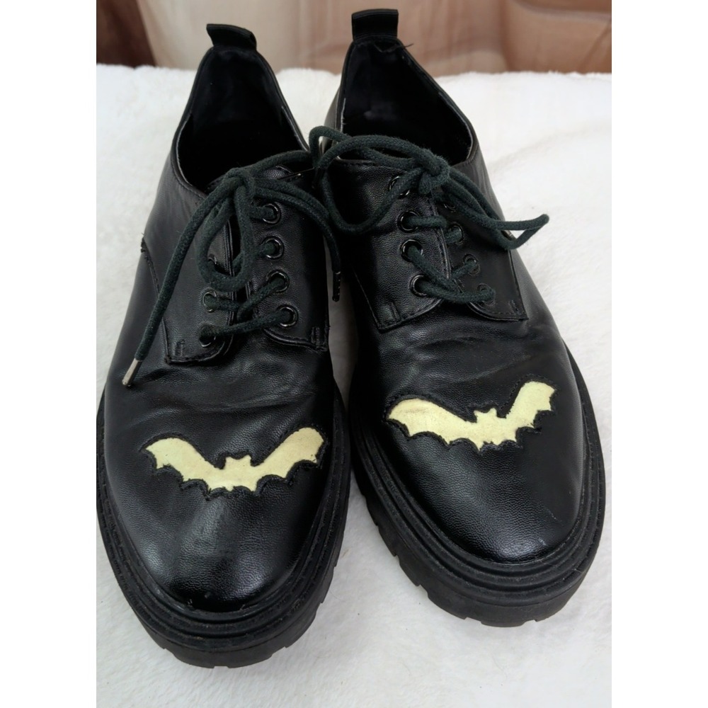 Hot Topic Glow In The Dark Bat Oxford Shoes